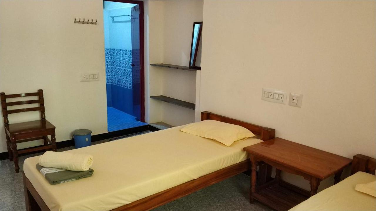 Lotus Garden Guest House Auroville Exterior photo